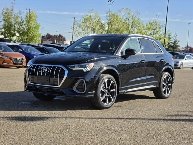 Audi Q3 2025 photo 2