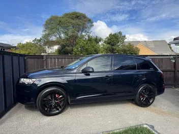 Audi Q7 2017 photo 2