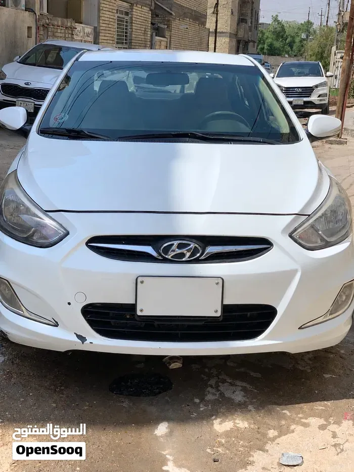 Hyundai Accent 2015 photo 3