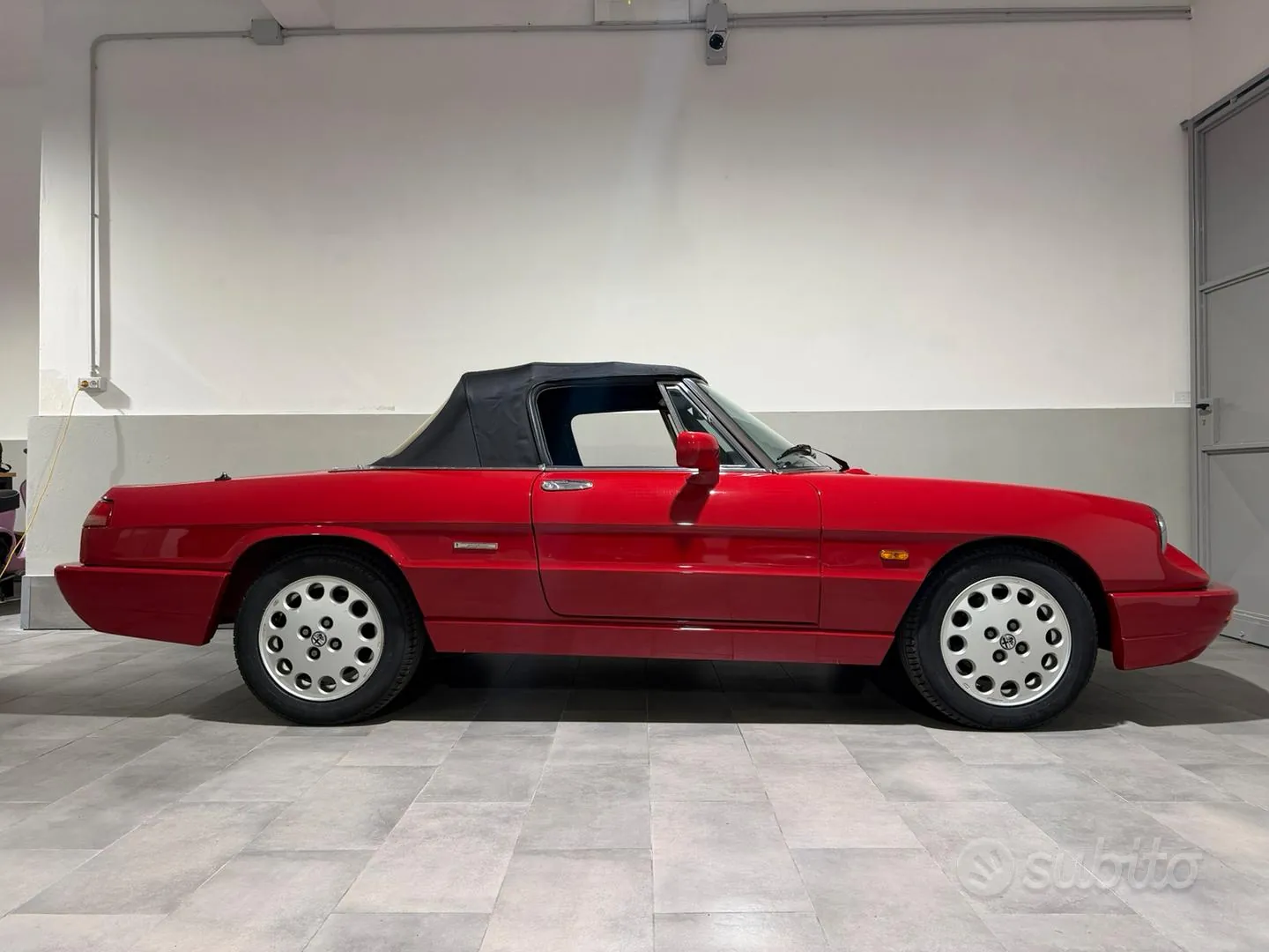 Alfa Romeo Spider 1990 photo 2