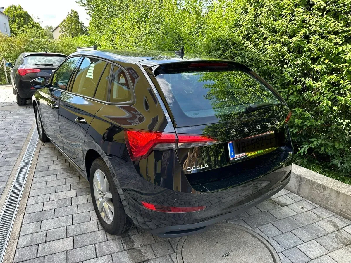 Skoda Scala 2020 photo 2