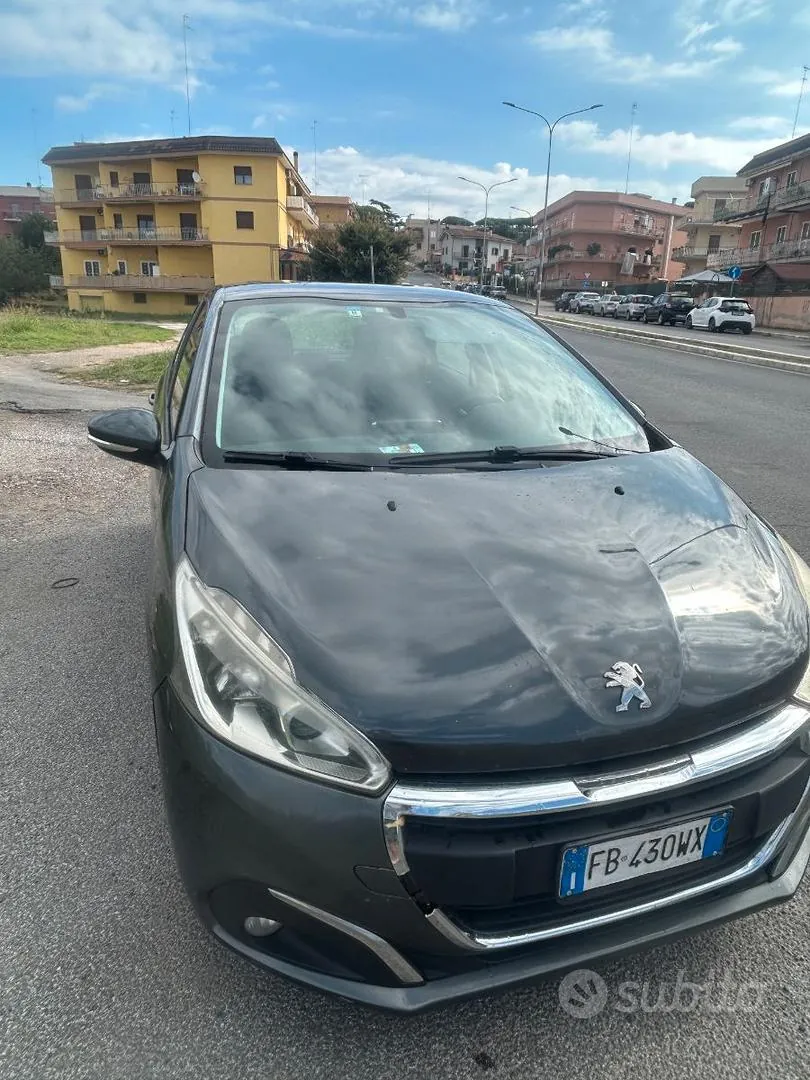 Peugeot 208 2016 photo 2