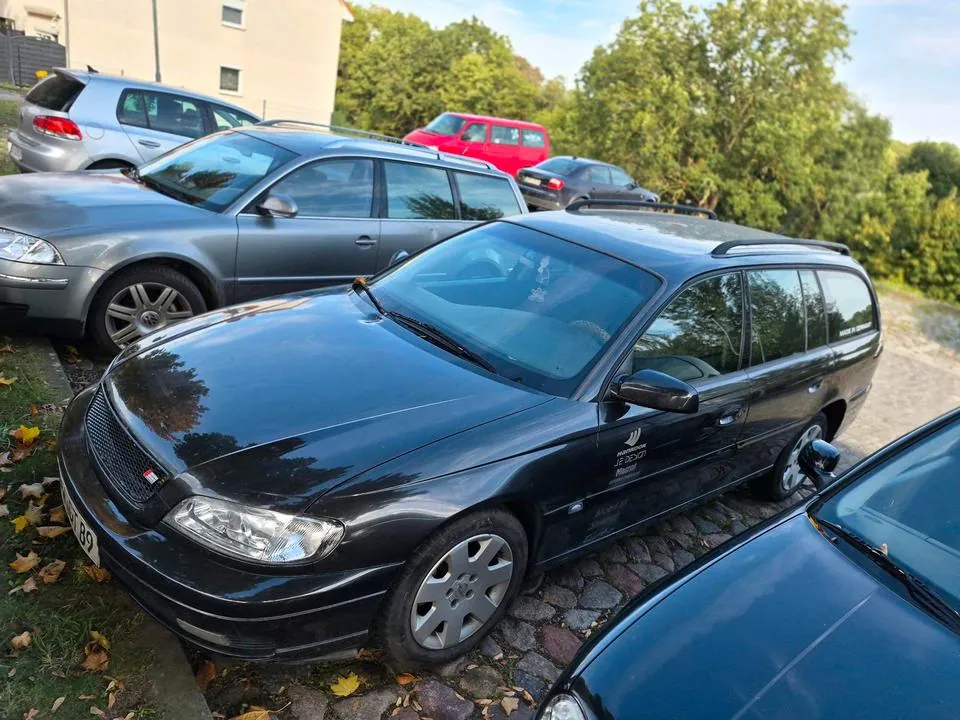 Opel Omega