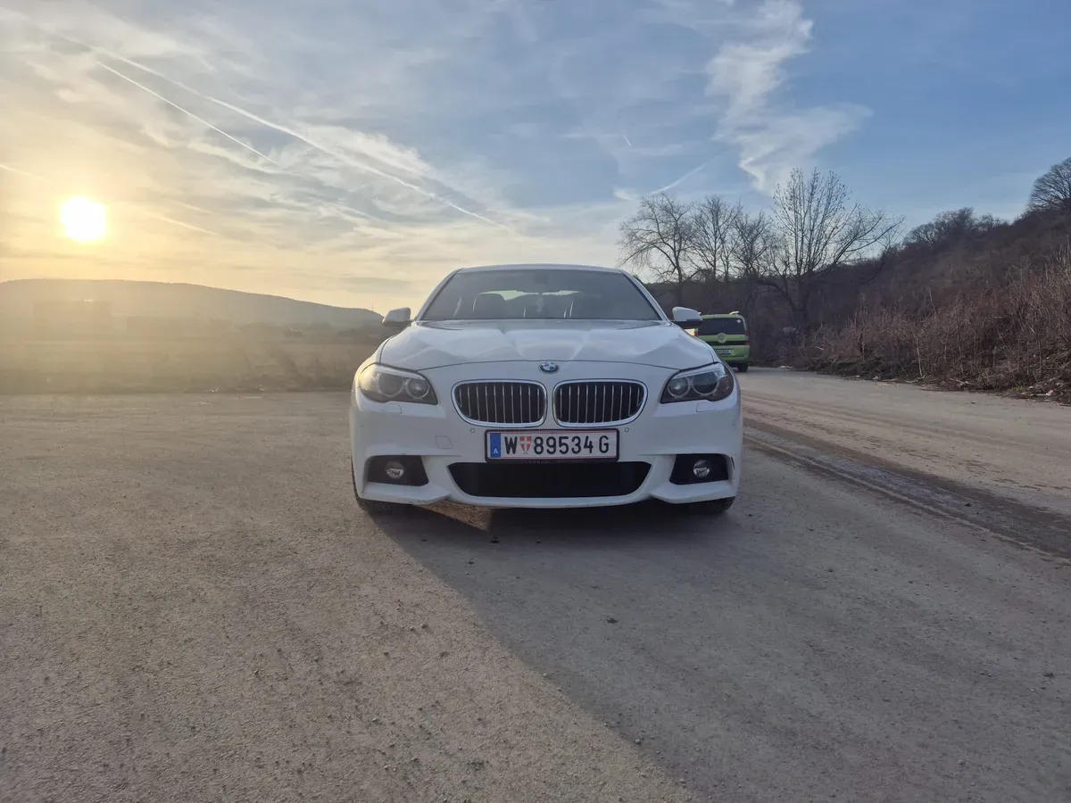 BMW 5 Series 2015 photo 3