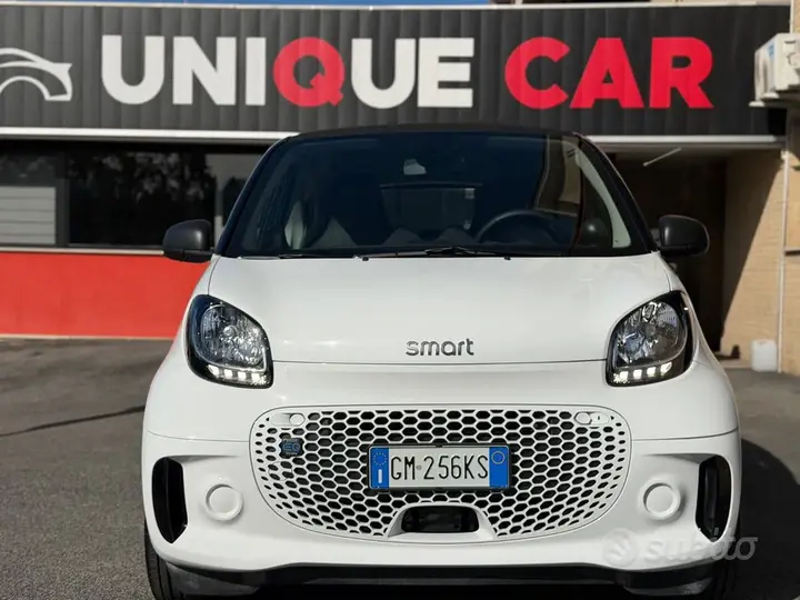 Smart Fortwo 2022 photo 2