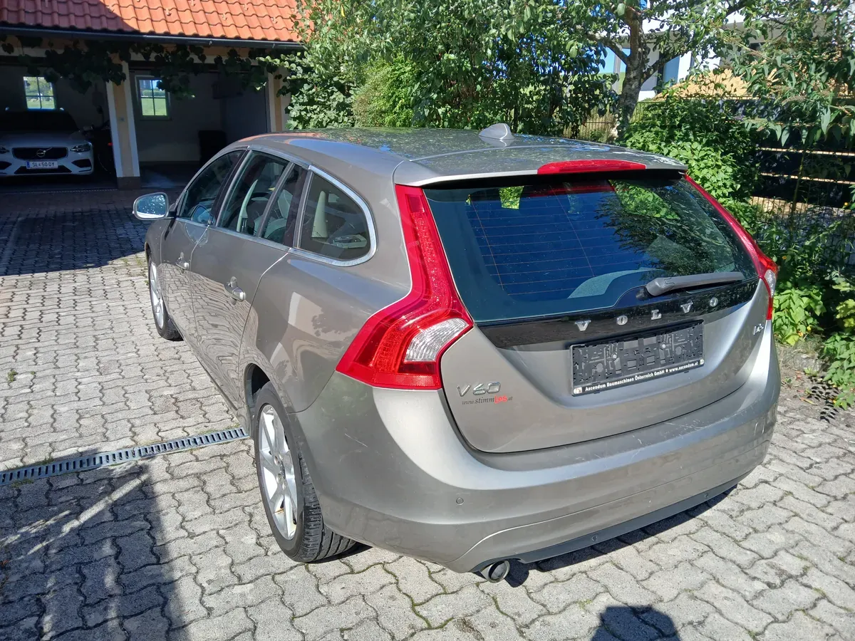 Volvo V60 2014 photo 3