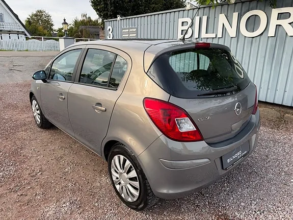 Opel Corsa 2011 photo 5