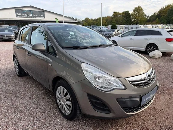 Opel Corsa 2011 photo 3
