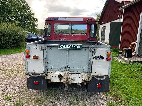 Land Rover 88 1963 photo 2