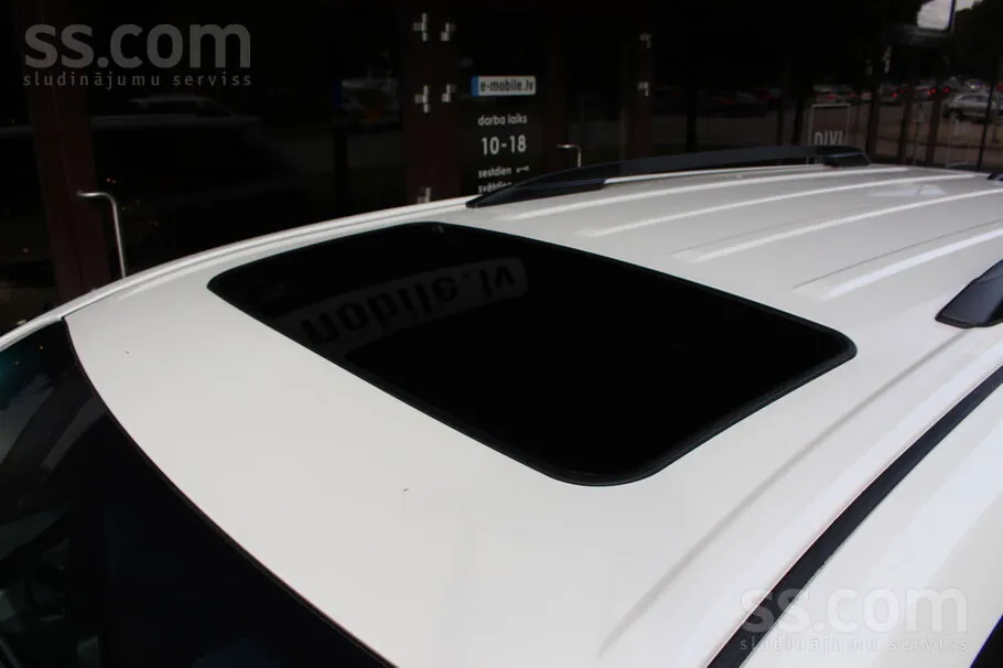 Toyota Sienna 2015 photo 4