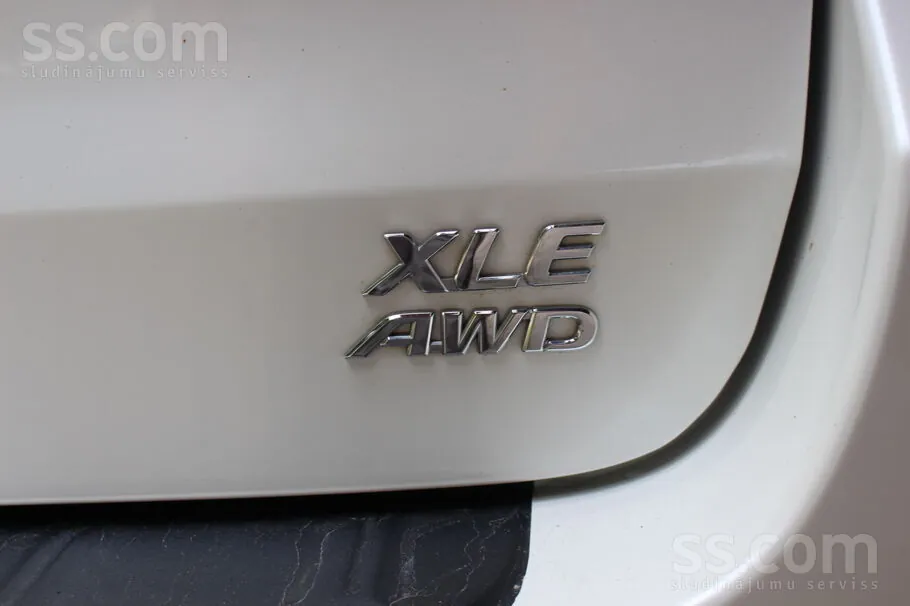 Toyota Sienna 2015 photo 3