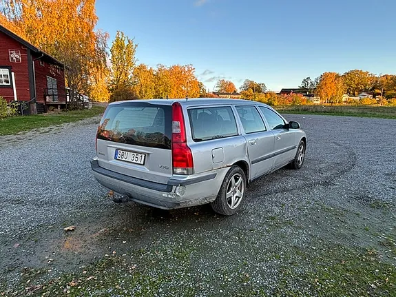 Volvo V70 2001 photo 4