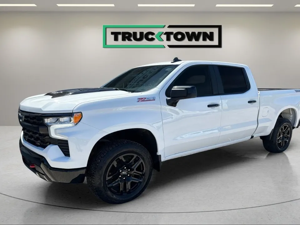 Chevrolet Silverado 1500 2025 photo 2