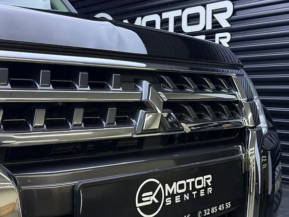 Mitsubishi Pajero 2015 photo 5