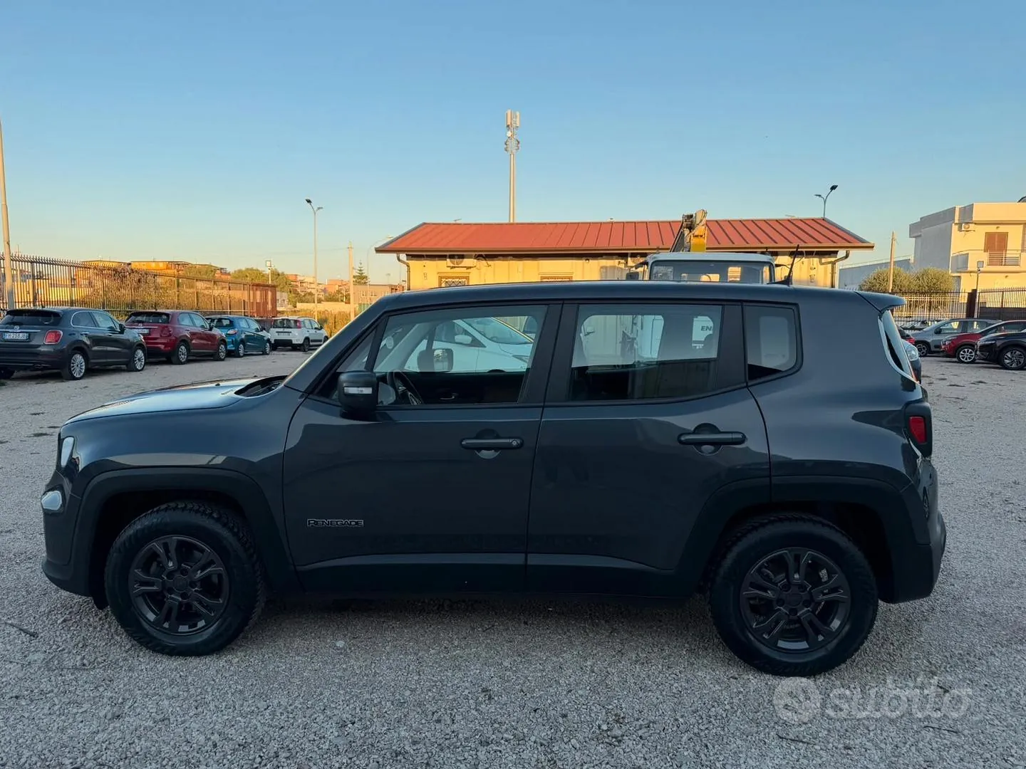 Jeep Renegade 2024 photo 2