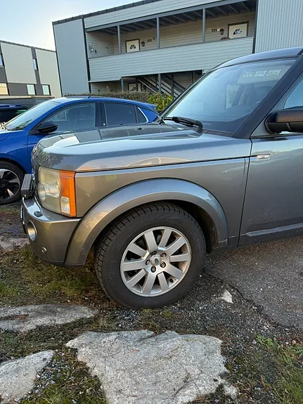 Land Rover Discovery 3 2009 photo 4