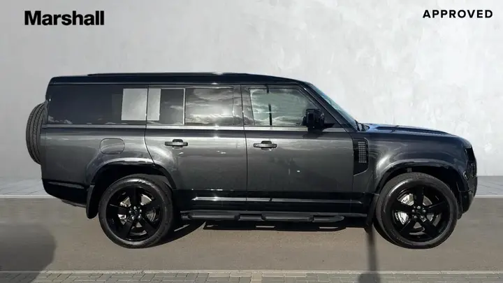 Land Rover Defender 130 2026 photo 5