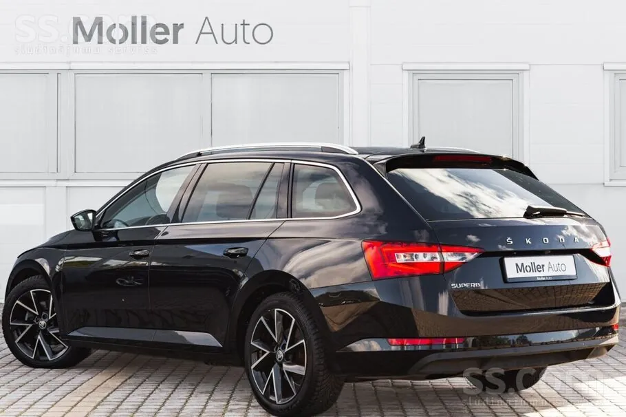 Skoda Superb 2023 photo 3