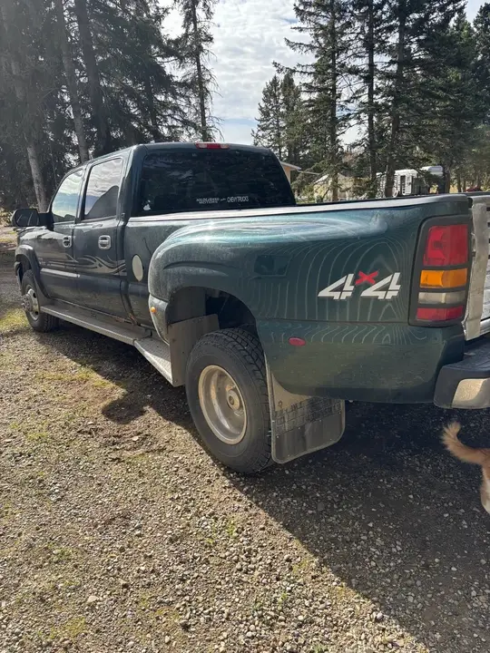 Chevrolet 3500 2003 photo 3