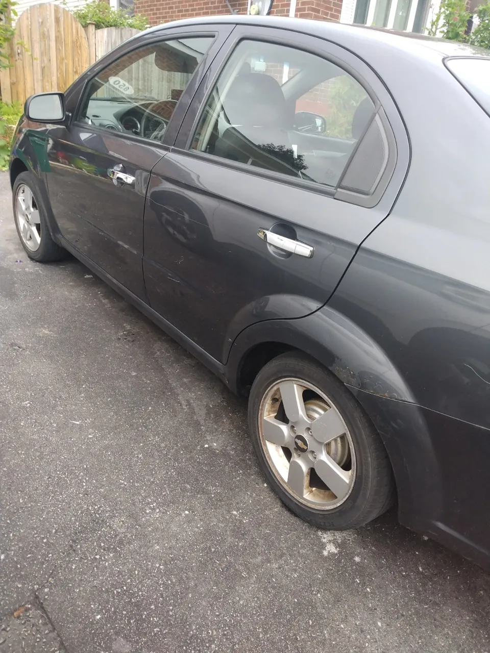 Chevrolet Aveo 2011 photo 4
