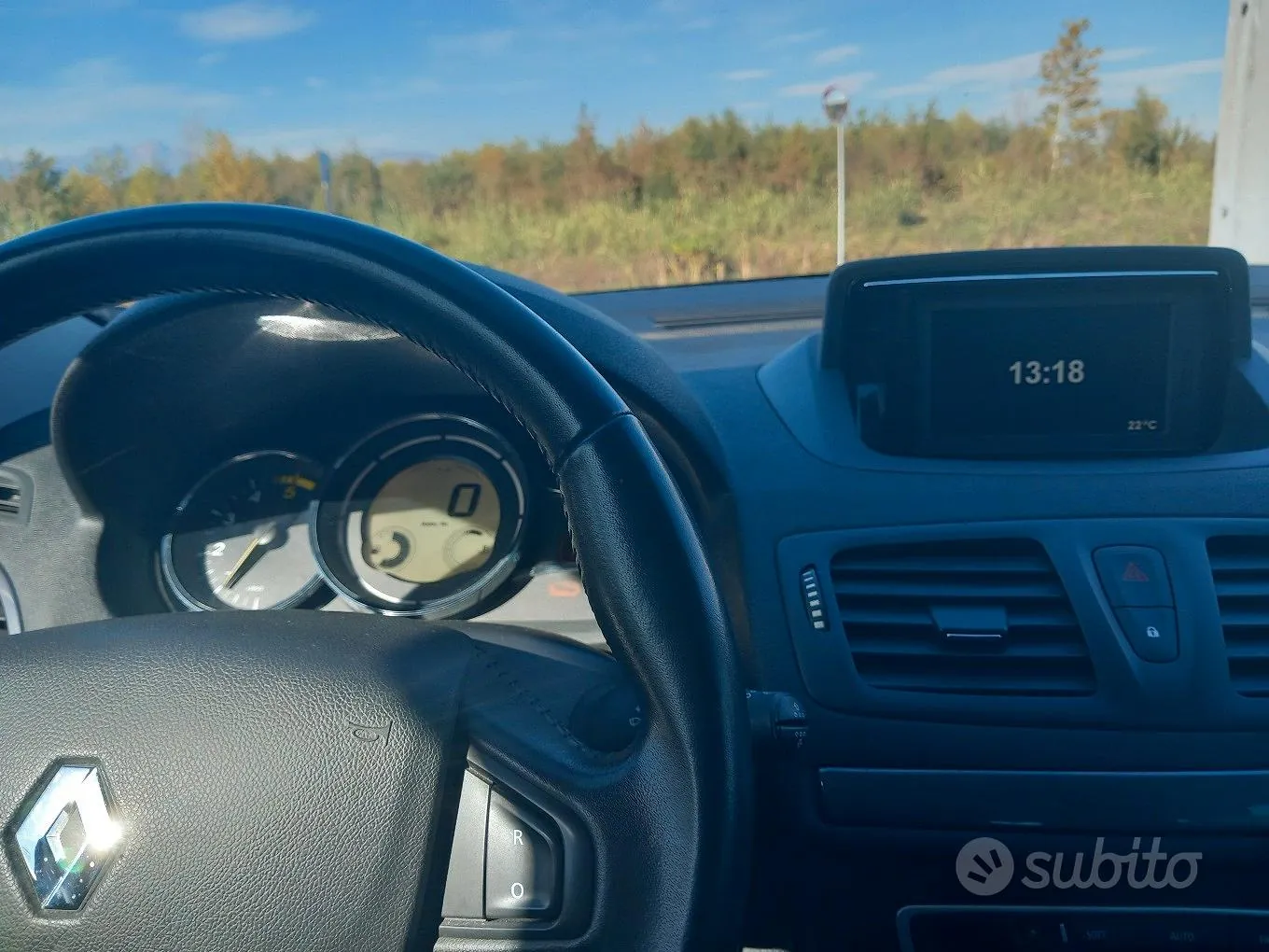Renault Megane 2015 photo 2