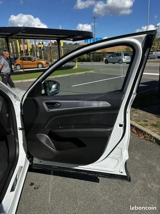 Renault Arkana 2022 photo 4
