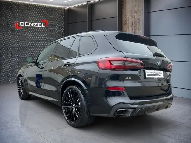 BMW X5 2021 photo 3