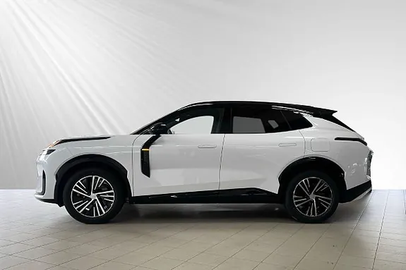 Lynk & Co 08 2025 photo 2