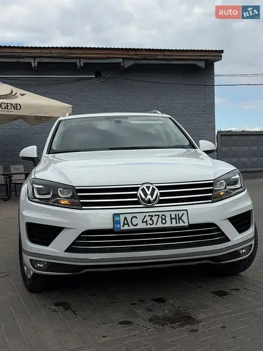 Volkswagen Touareg 2016 photo 2