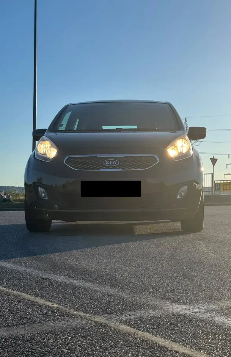 Kia Venga 2010 photo 3