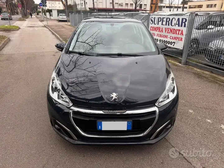 Peugeot 208 2016 photo 2