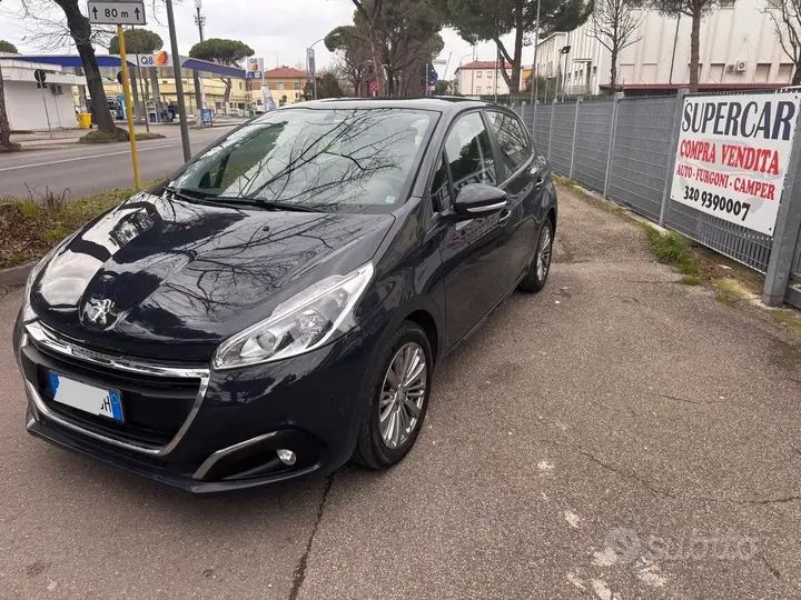 Peugeot 208 2016 photo 3
