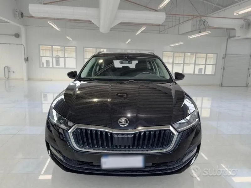 Skoda Octavia 2022 photo 2