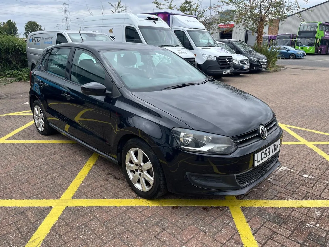 Volkswagen Polo 2009 photo 2