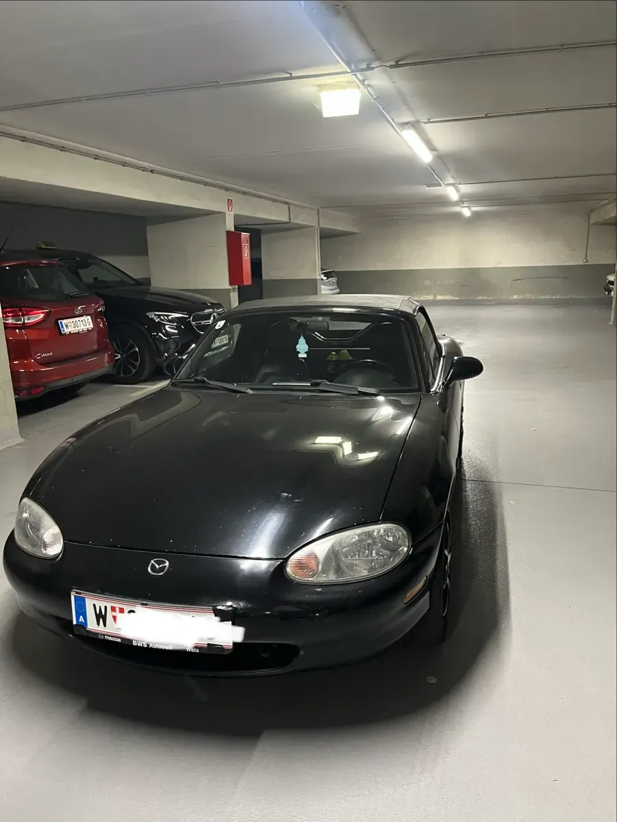 Mazda Mx-5 1999 photo 2