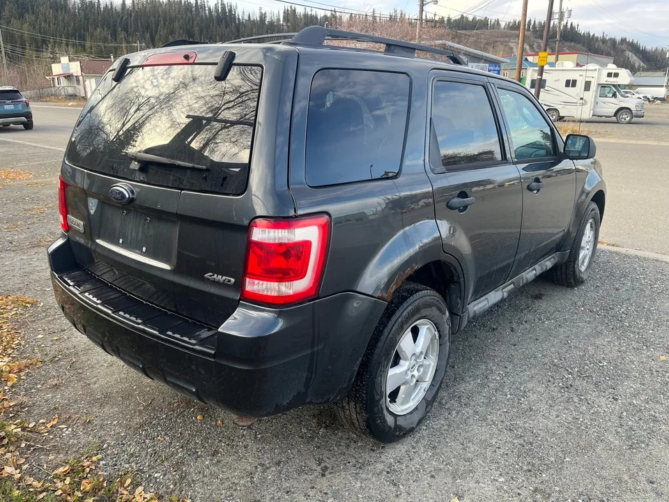 Ford Escape 2009 photo 4