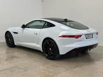 Jaguar F-Type 2016 photo 3