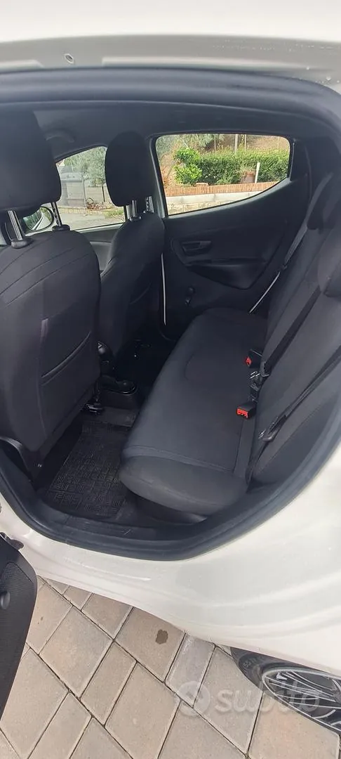 Lancia Ypsilon 2020 photo 4
