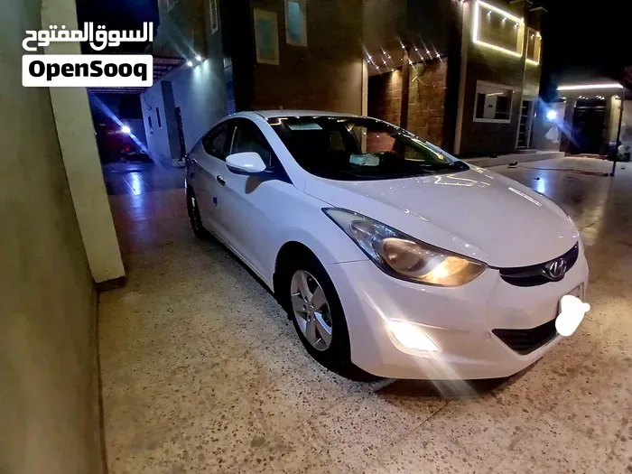 Hyundai Elantra 2012 photo 2