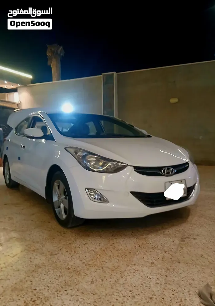 Hyundai Elantra 2012 photo 4