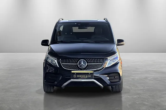 Mercedes-Benz V300 D 2020 photo 3