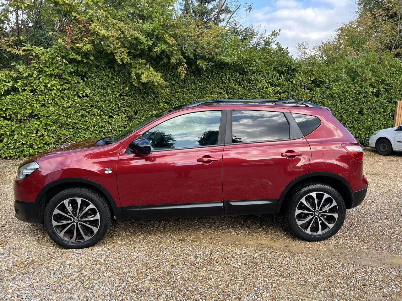 Nissan Qashqai 2013 photo 4