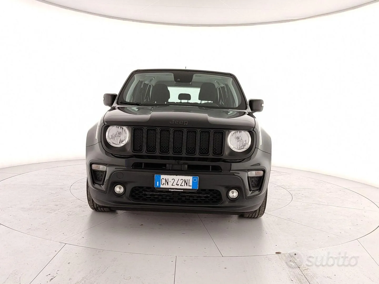 Jeep Renegade 2023 photo 2
