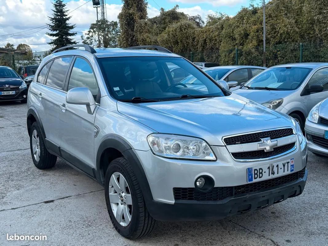 Chevrolet Captiva 2010 photo 2