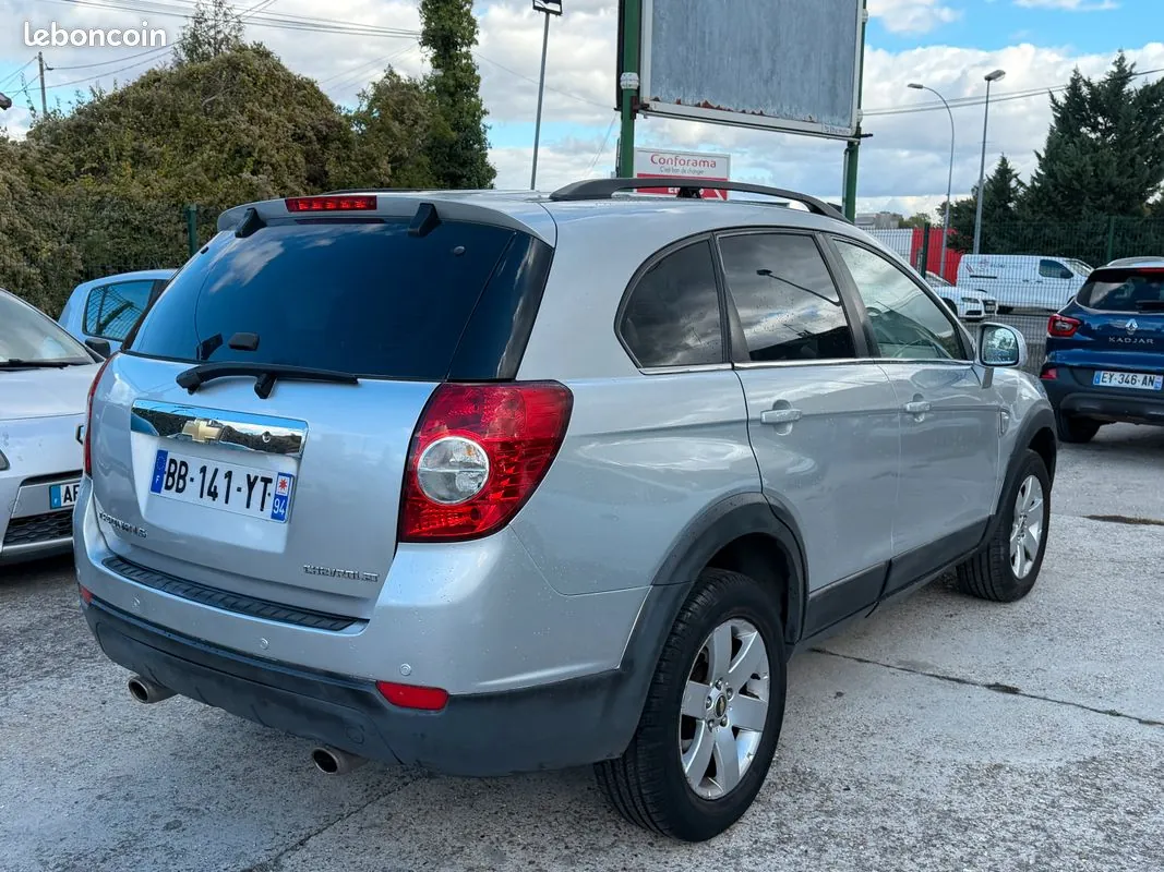 Chevrolet Captiva 2010 photo 3