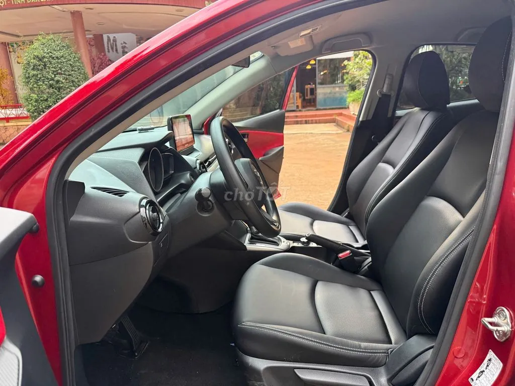 Mazda 2 2022 photo 3