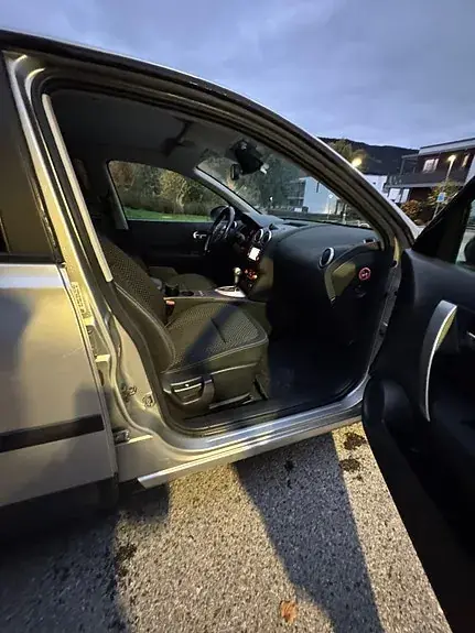 Nissan Qashqai 2009 photo 5