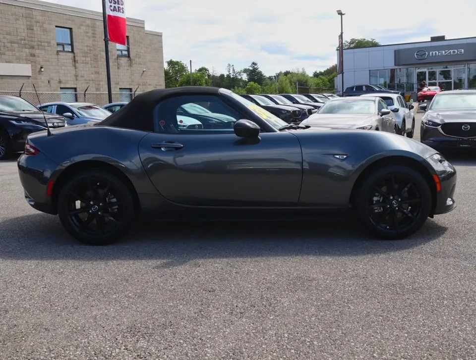 Mazda Mx-5 2023 photo 3