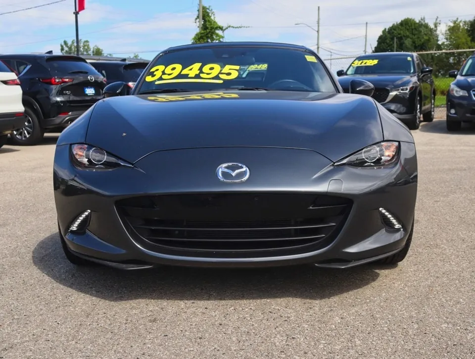 Mazda Mx-5 2023 photo 2