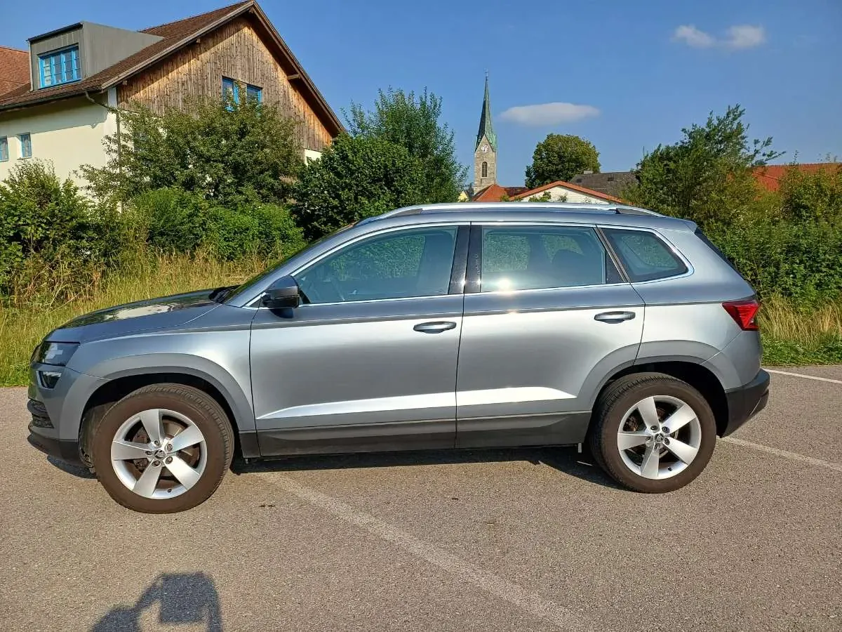 Skoda Karoq 2019 photo 2